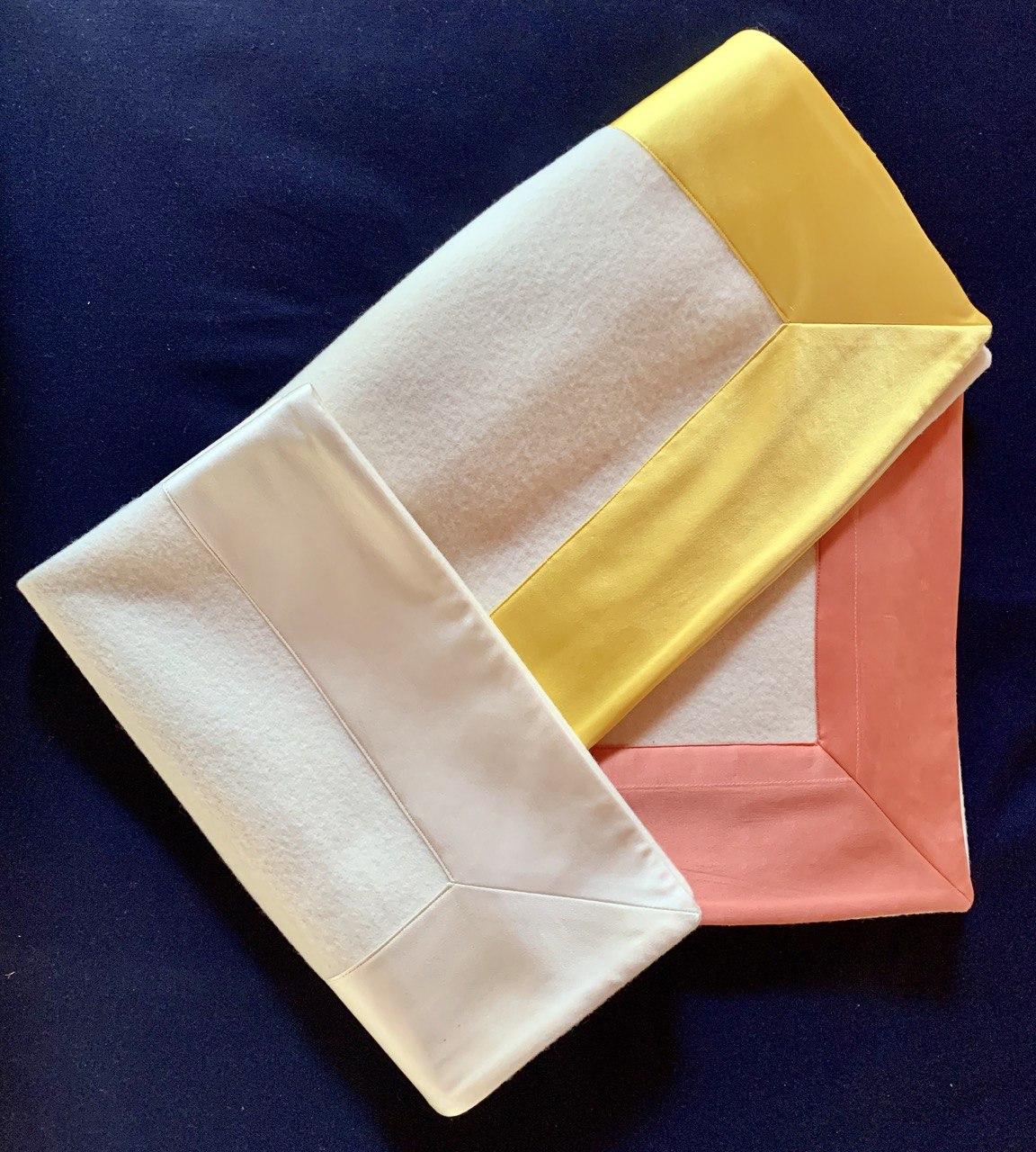 Sai Maa Swami Gown Asana